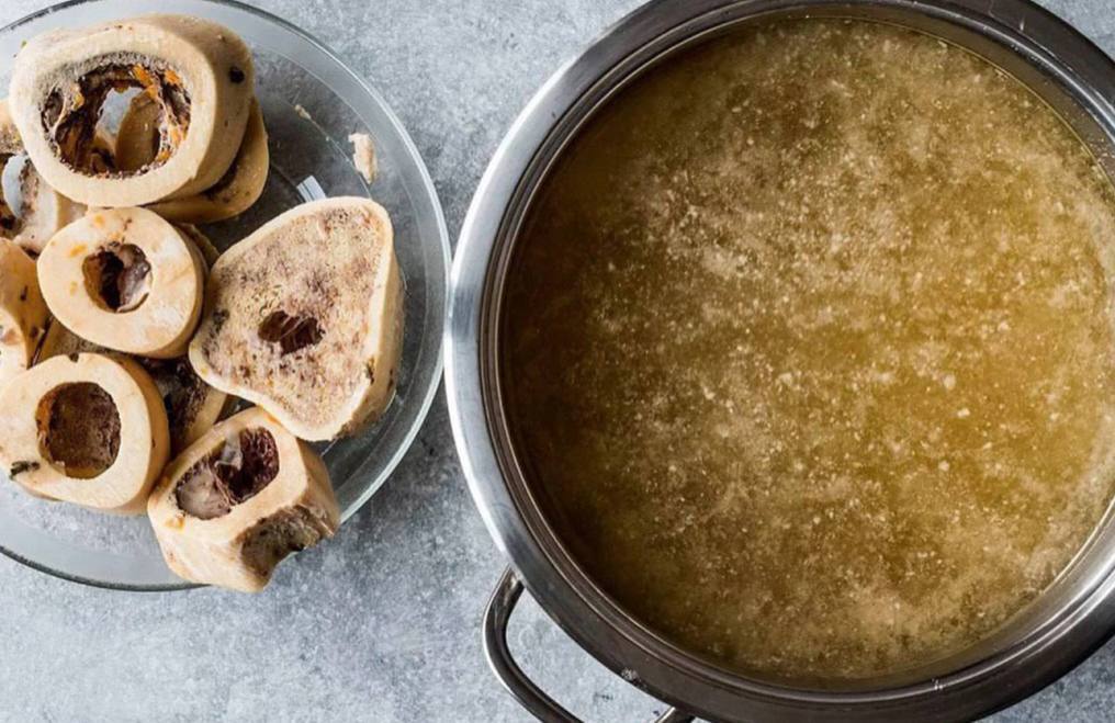 Čisti kolagen – kostna juha deluje bolje kot vsa prehranska dopolnila!